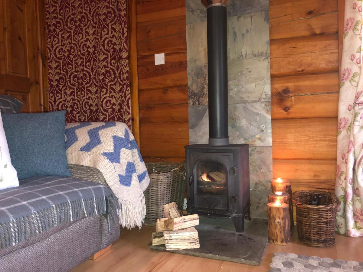 Log Home Village Ulverston Extérieur photo